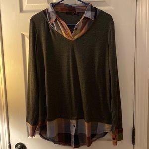Womens size medium top